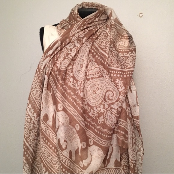 Rikka Gorgeous Beige Scarf. NWT A8 - Picture 2 of 5